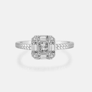 Silver Geometric Ring​ – Sleek and Modern Style