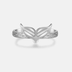 Sleek Silver Fishtail Ring