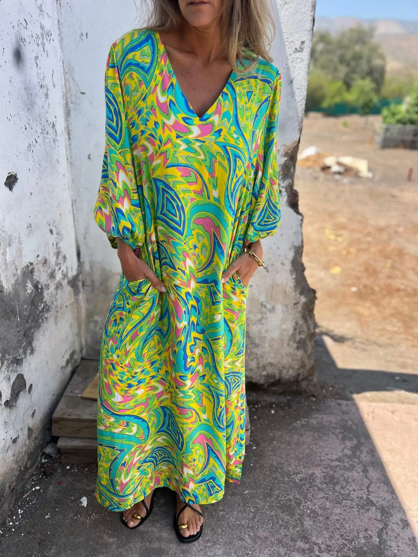 Spring Women's Long Sleeve Casual Style Polyester Material 2025 New Fashion Printed Leopard Pattern V-neck Loose Boho Robe Dress