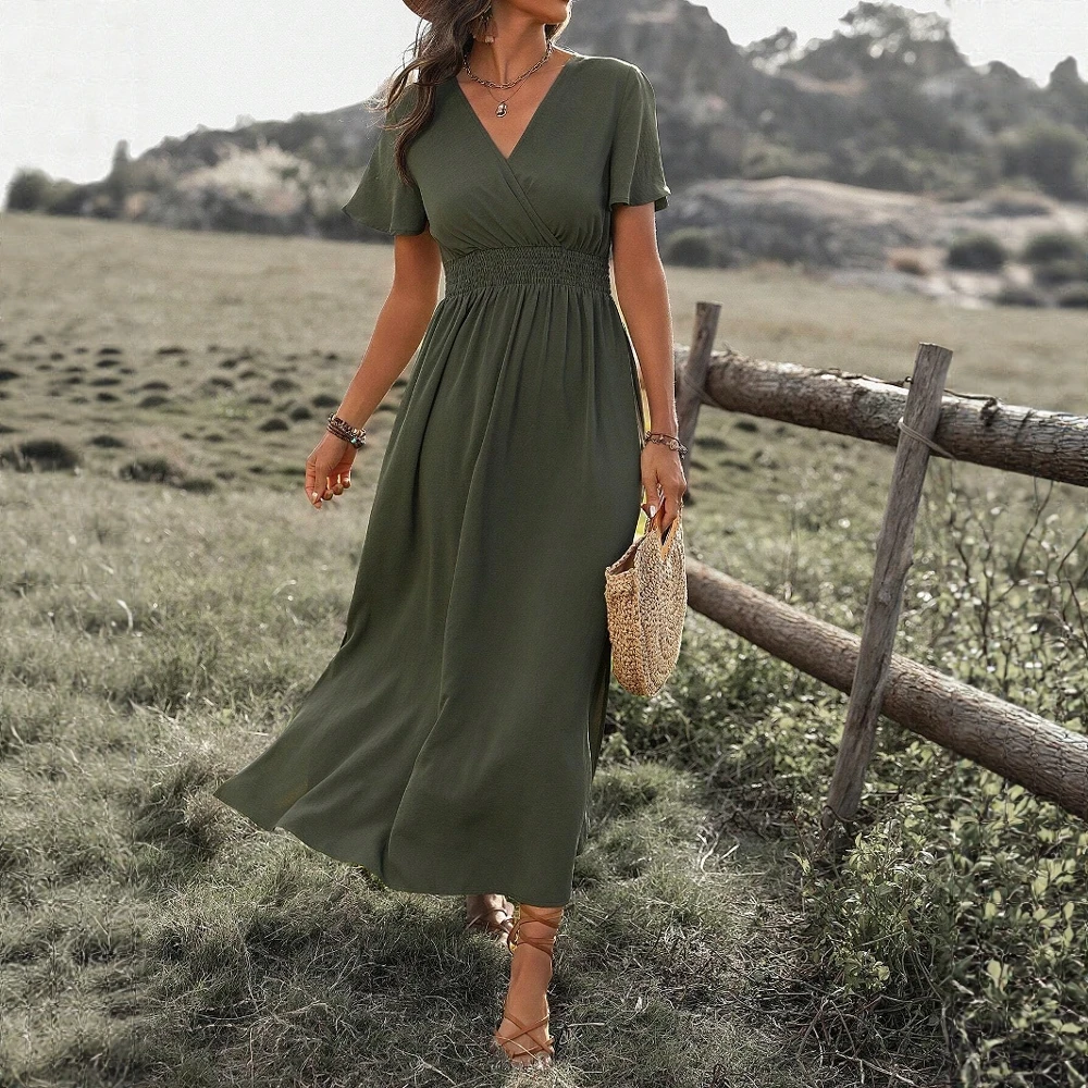 Boho Style V-Neck  Maxi Dress Side Slit Flowy Short Sleeve Dress for Summer Beach Vacation Casual Elegant Women's Dress