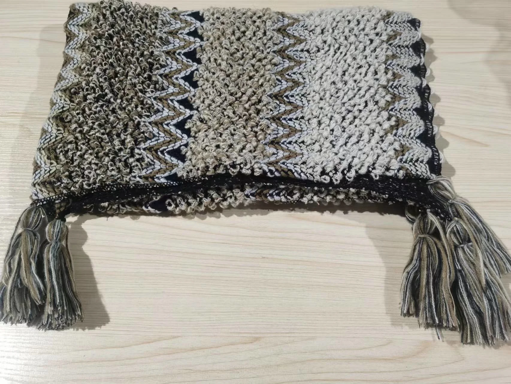 Women Knitting Poncho Capes Autumn Winter New Female Bohemian Poncho Cloak Retro Montage Winter Clothing New Cloak