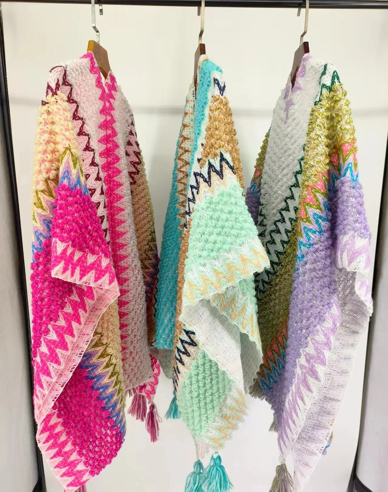 Women Knitting Poncho Capes Autumn Winter New Female Bohemian Poncho Cloak Retro Montage Winter Clothing New Cloak