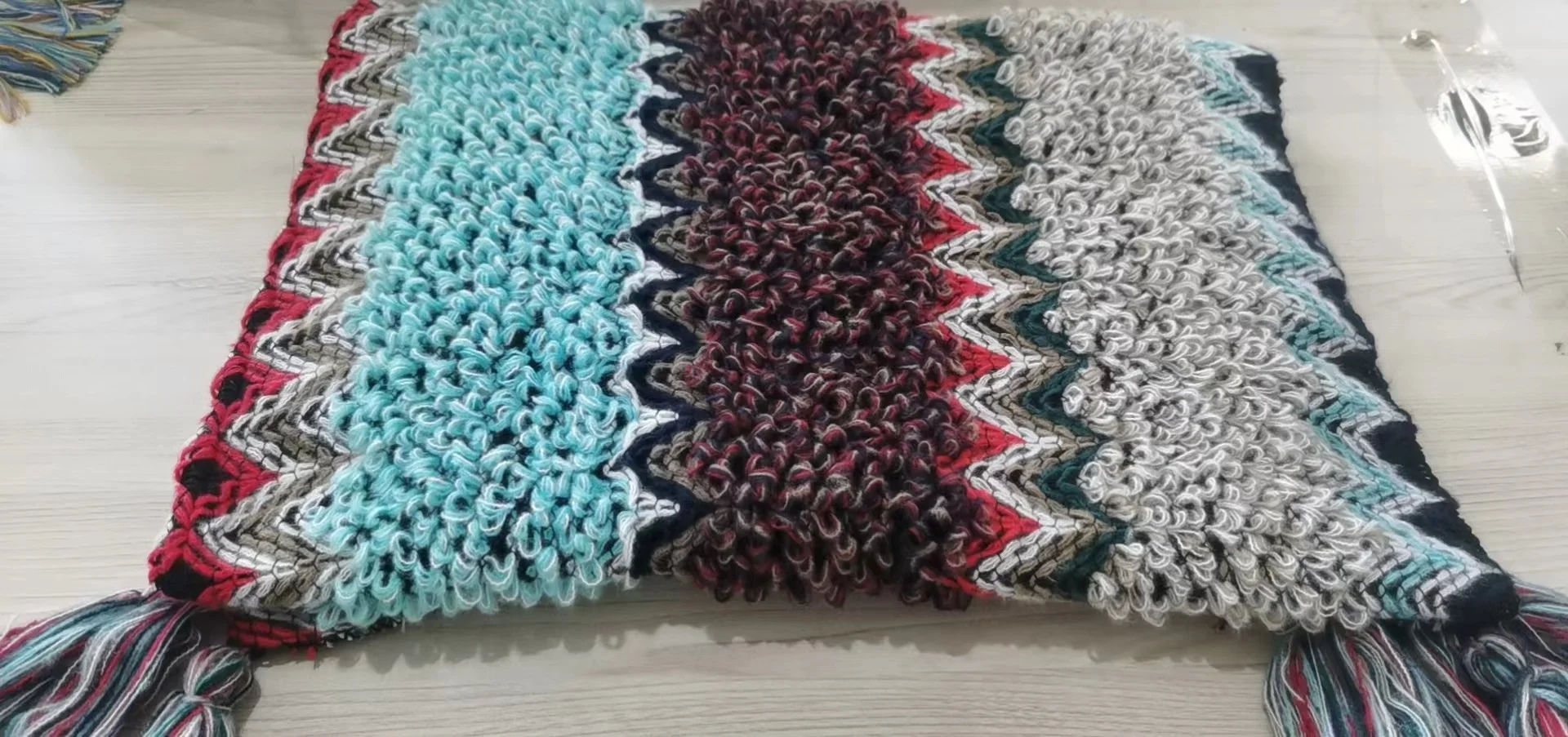 Women Knitting Poncho Capes Autumn Winter New Female Bohemian Poncho Cloak Retro Montage Winter Clothing New Cloak