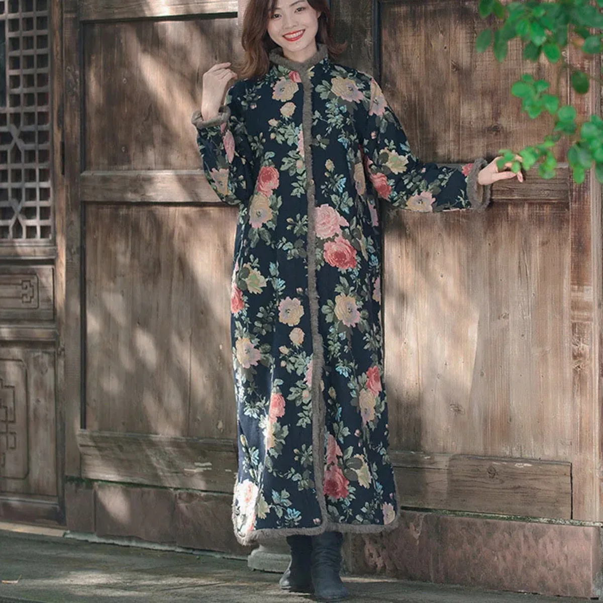 Winter Cotton Linen Boho Printed Warm Fleece Lined Jacket Women's Button Loose Furred Edge Ethnic style Retro Long Coat Outwear