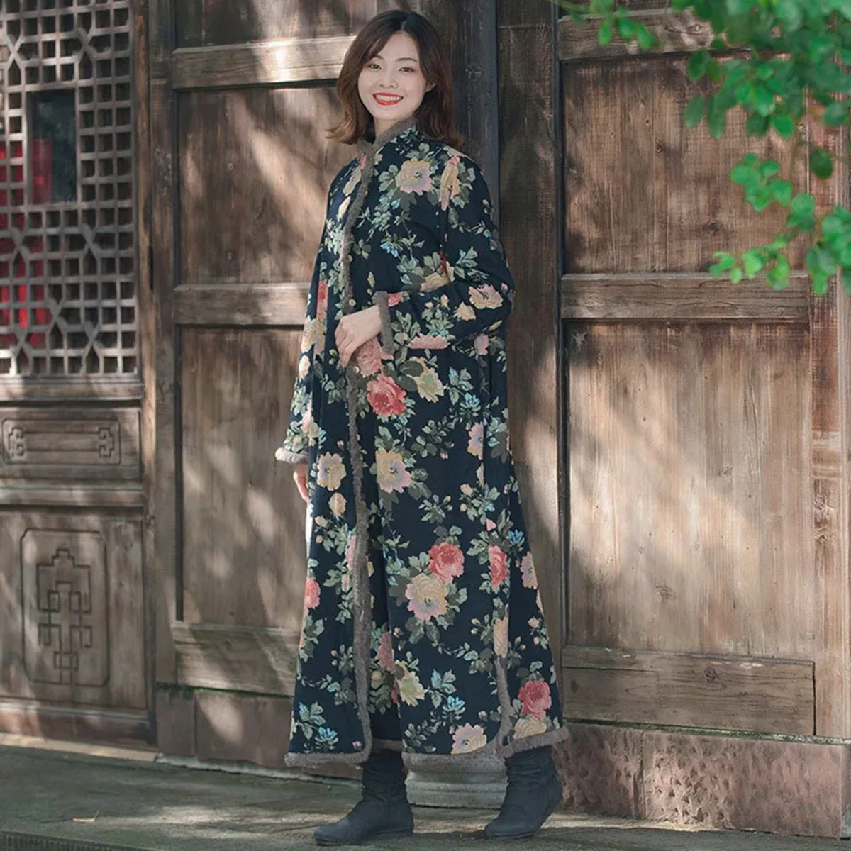 Winter Cotton Linen Boho Printed Warm Fleece Lined Jacket Women's Button Loose Furred Edge Ethnic style Retro Long Coat Outwear