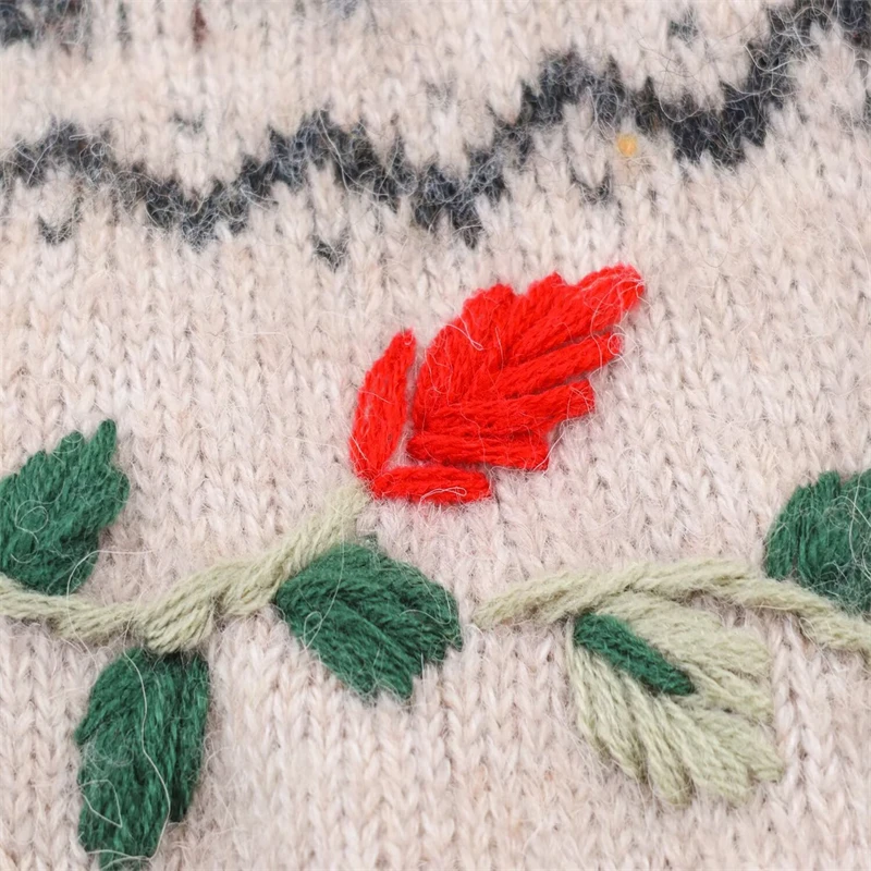 Vintage Floral Embroidered Knit Sweater, Women's Short Sleeve Fair Isle Pattern Pullover, Casual Boho Style Jumper for Autumn/Wi