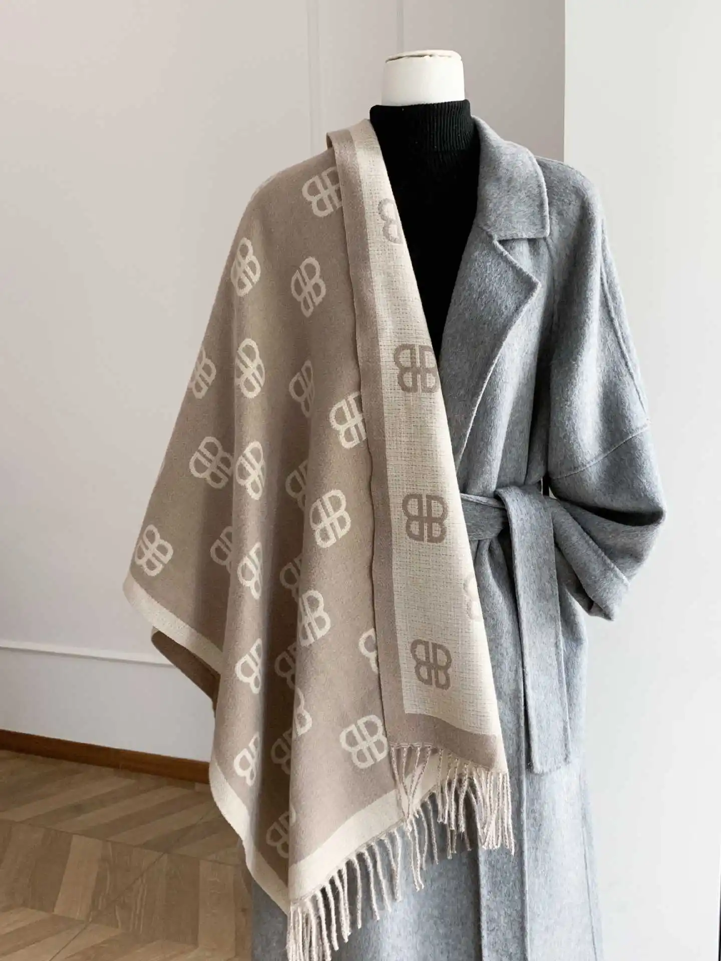 2025 New Women's Office Shawl, Boho Winter Scarf Wrap for Air Conditioning, Ethnic Knitted Cape