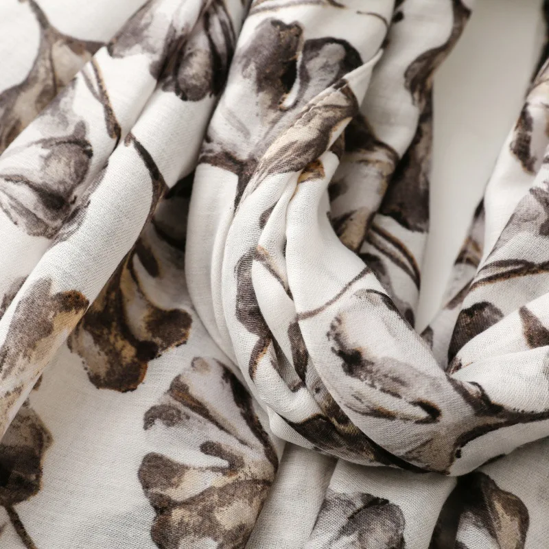 New Luxury Maple Leaf Print Women Long Viscose Scarf Bohemian Autumn and Winter Cotton Linen Shawl Lady Tassel Muslim Hijab Wrap