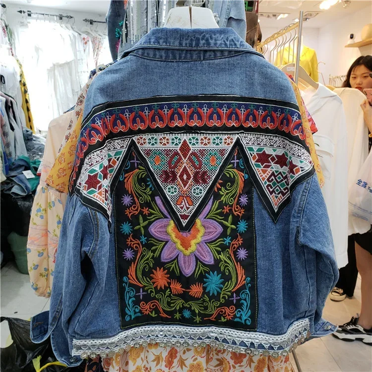 Boho Embroidery Big Pocket Denim Jacket Women Loose Short Cowboy Outerwear Vintage Blue Sequins Tassels Jeans Jacket Coat Female