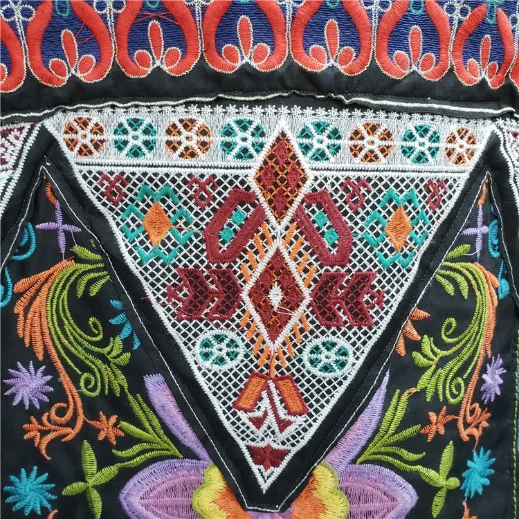 Boho Embroidery Big Pocket Denim Jacket Women Loose Short Cowboy Outerwear Vintage Blue Sequins Tassels Jeans Jacket Coat Female