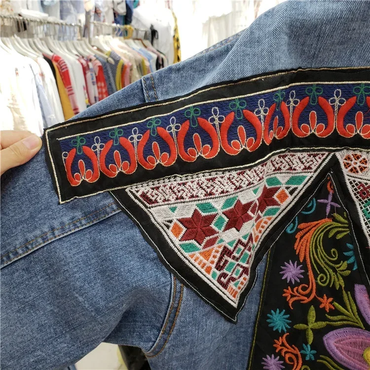 Boho Embroidery Big Pocket Denim Jacket Women Loose Short Cowboy Outerwear Vintage Blue Sequins Tassels Jeans Jacket Coat Female