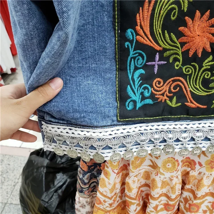 Boho Embroidery Big Pocket Denim Jacket Women Loose Short Cowboy Outerwear Vintage Blue Sequins Tassels Jeans Jacket Coat Female