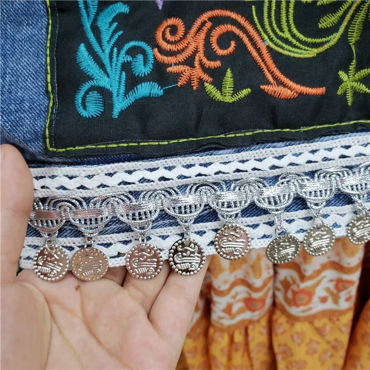 Boho Embroidery Big Pocket Denim Jacket Women Loose Short Cowboy Outerwear Vintage Blue Sequins Tassels Jeans Jacket Coat Female