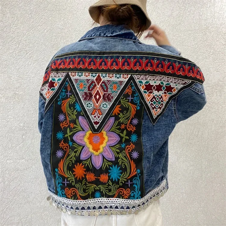 Boho Embroidery Big Pocket Denim Jacket Women Loose Short Cowboy Outerwear Vintage Blue Sequins Tassels Jeans Jacket Coat Female