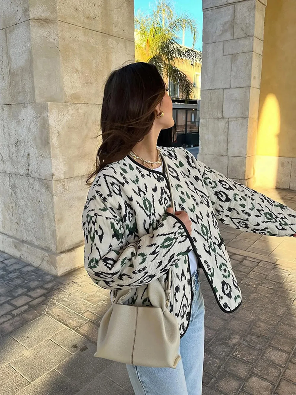 Women's Quilted Round Collar Jacket Autumn and Winter New Bohemian Style Short Printed Jacket Fashion Temperament Women's