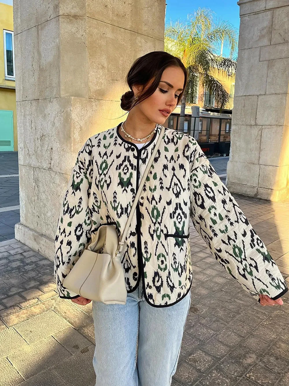 Women's Quilted Round Collar Jacket Autumn and Winter New Bohemian Style Short Printed Jacket Fashion Temperament Women's