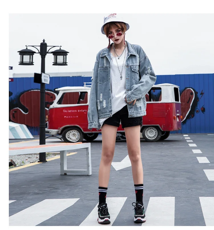 Boho Letter Embroidery Patch Splice Holes Big Pocket Denim Jacket Women Vintage Blue Streetwear Hip Hop Style Female Jeans Coat