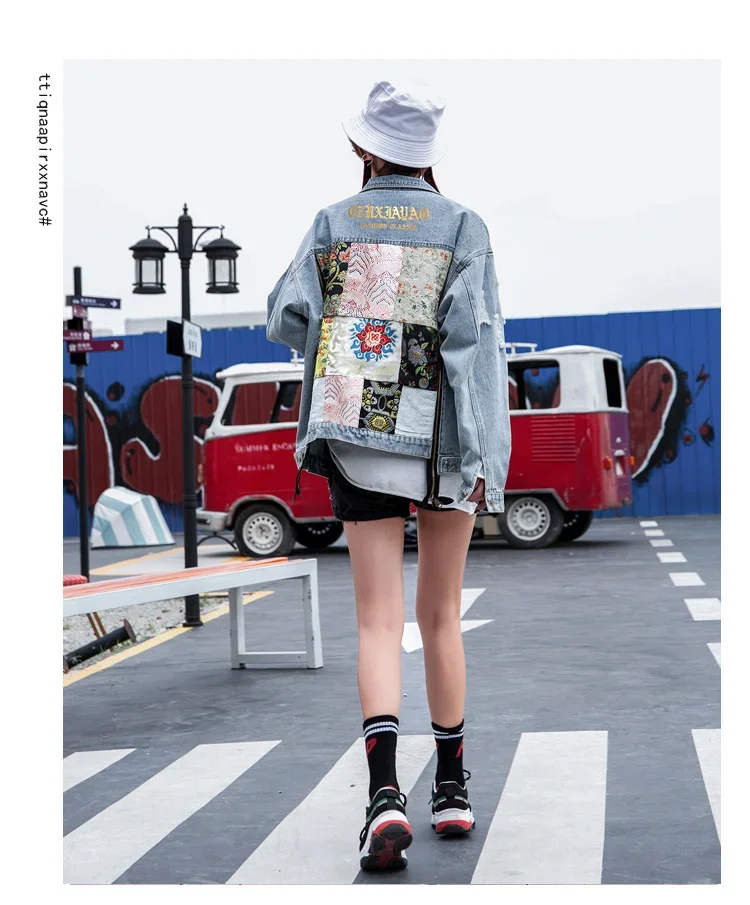 Boho Letter Embroidery Patch Splice Holes Big Pocket Denim Jacket Women Vintage Blue Streetwear Hip Hop Style Female Jeans Coat
