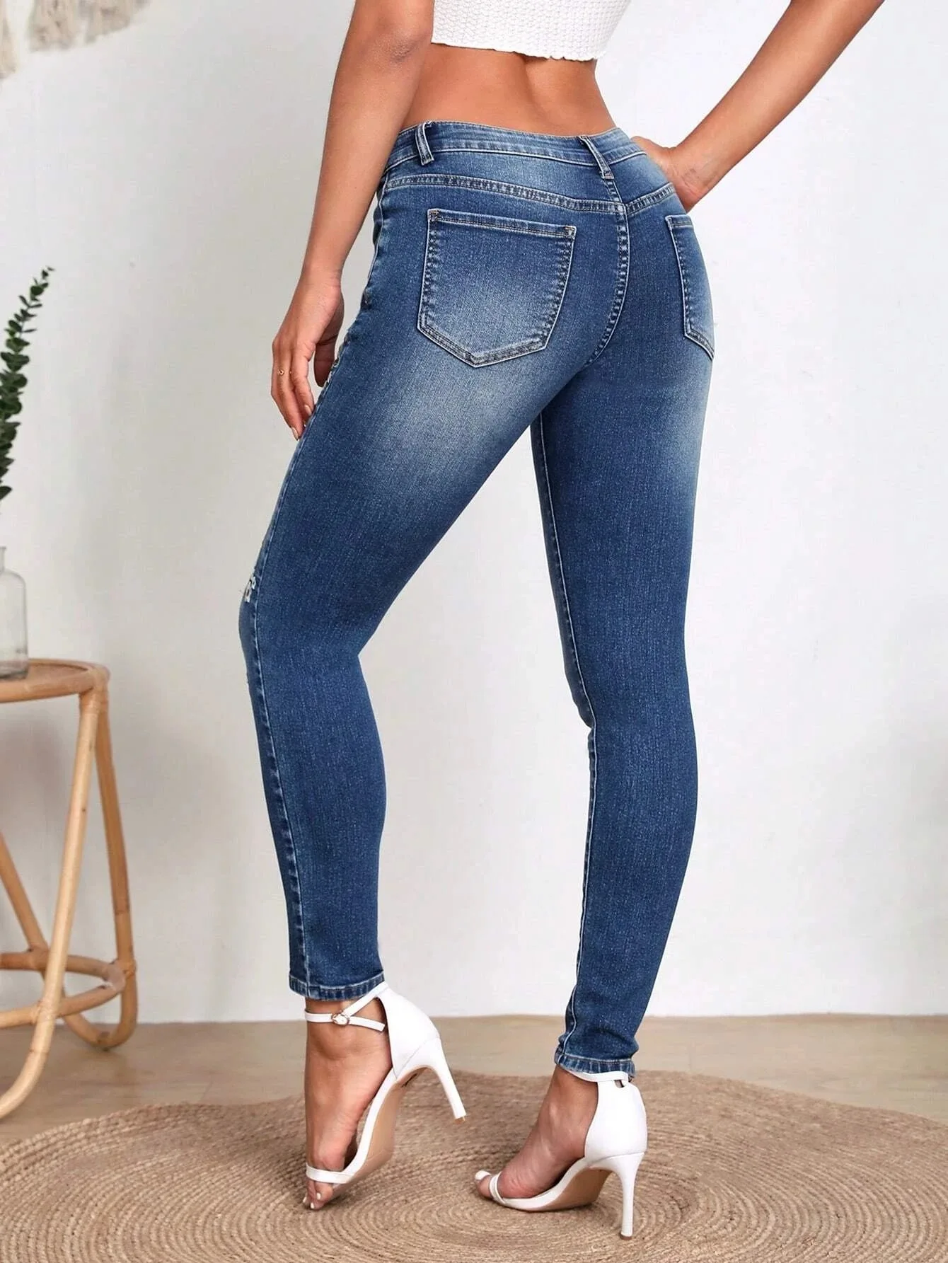 Women's High Waist Floral Embroidery Skinny Jeans Stretch Vintage Blue Denim Pants Boho Casual Summer Streetwear Party