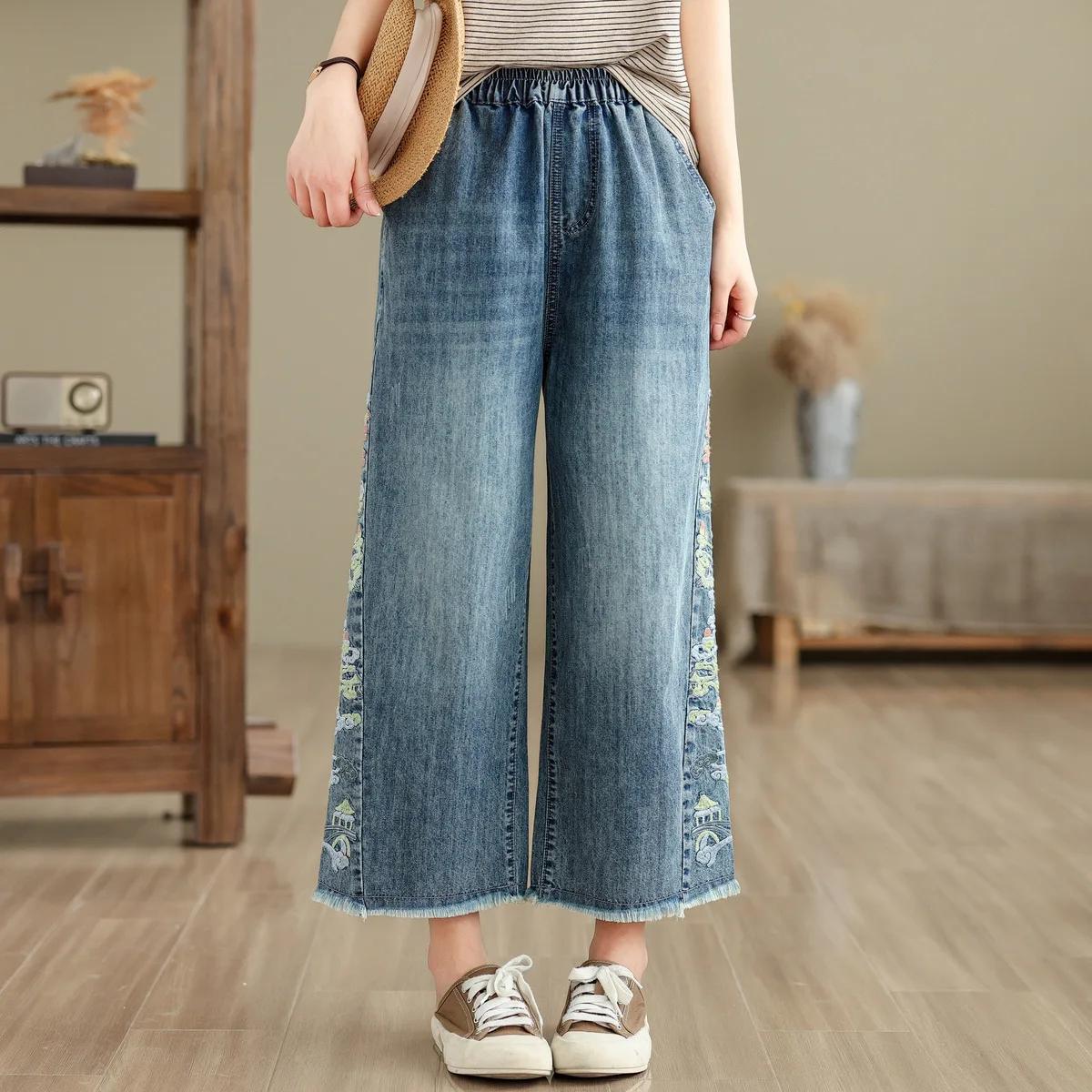 Ethnic Butterfly Embroidery Jeans for Women Japan Style Vintage Boho Denim Straight-leg Pants Fringe Straight Jeans Trousers