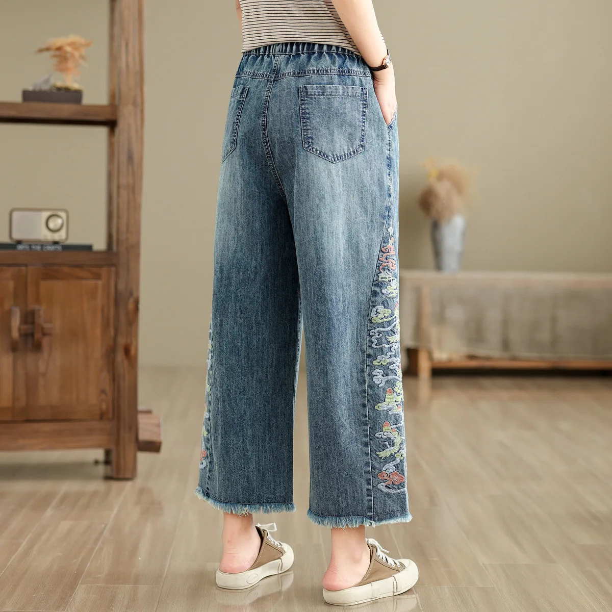Ethnic Butterfly Embroidery Jeans for Women Japan Style Vintage Boho Denim Straight-leg Pants Fringe Straight Jeans Trousers