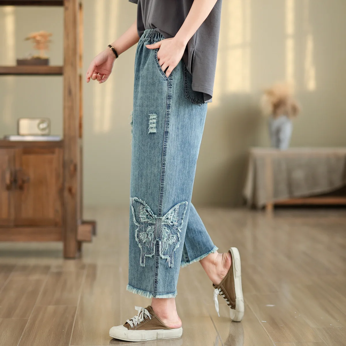 Ethnic Butterfly Embroidery Jeans for Women Japan Style Vintage Boho Denim Straight-leg Pants Fringe Straight Jeans Trousers