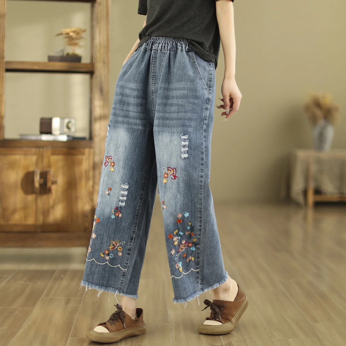 Ethnic Butterfly Embroidery Jeans for Women Japan Style Vintage Boho Denim Straight-leg Pants Fringe Straight Jeans Trousers