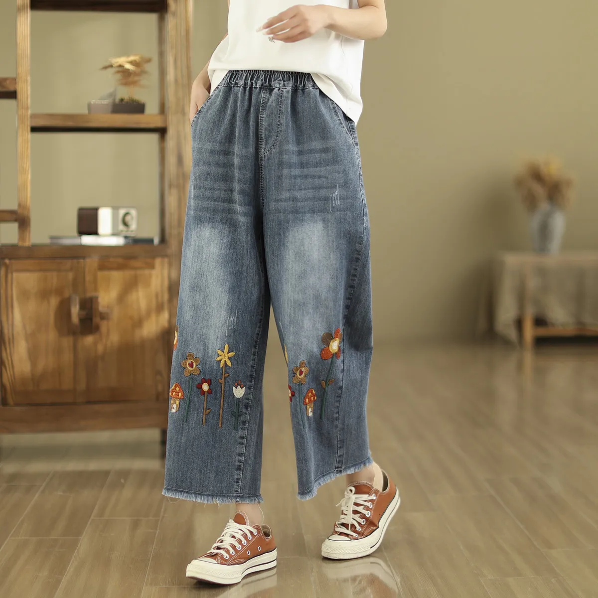 Ethnic Butterfly Embroidery Jeans for Women Japan Style Vintage Boho Denim Straight-leg Pants Fringe Straight Jeans Trousers