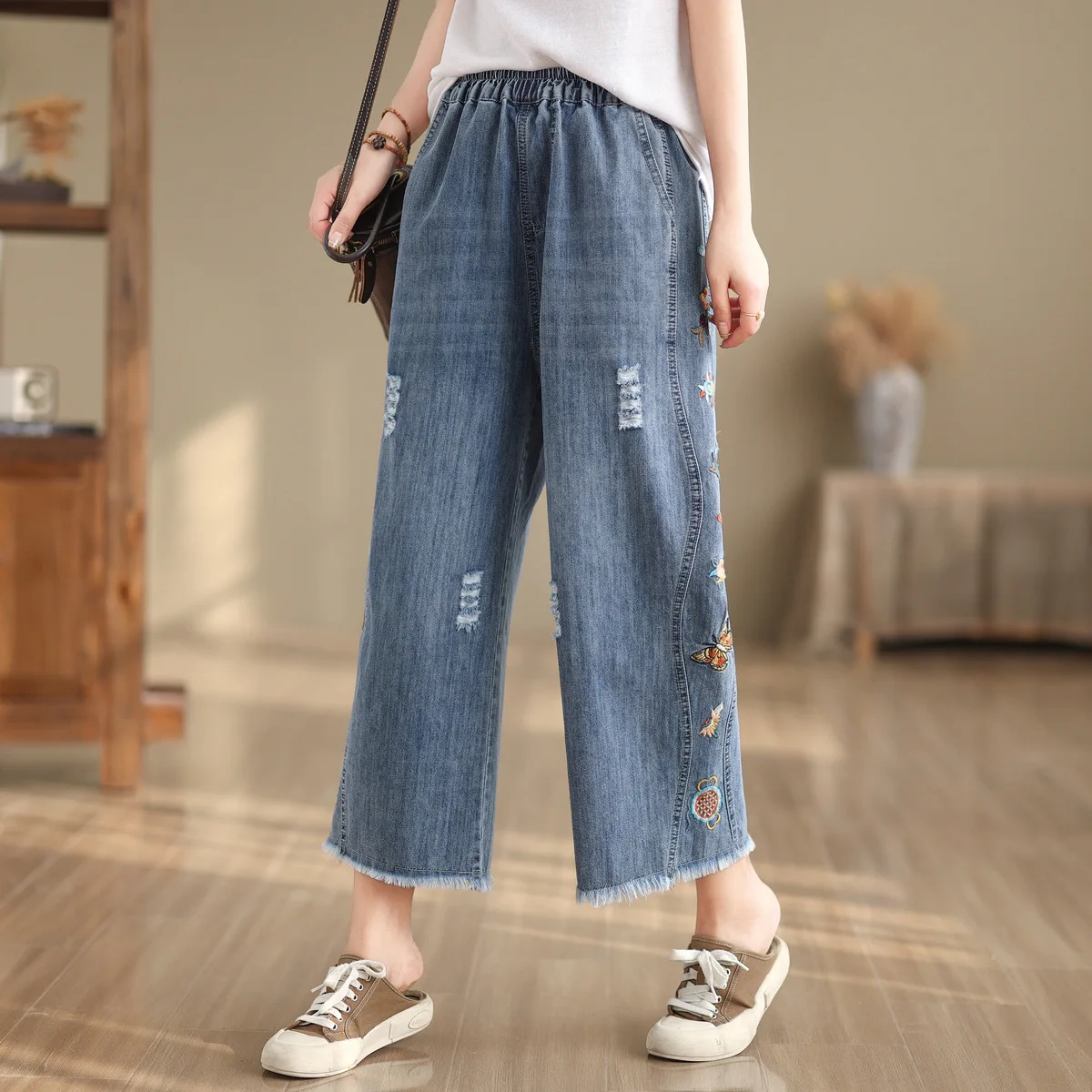 Ethnic Butterfly Embroidery Jeans for Women Japan Style Vintage Boho Denim Straight-leg Pants Fringe Straight Jeans Trousers
