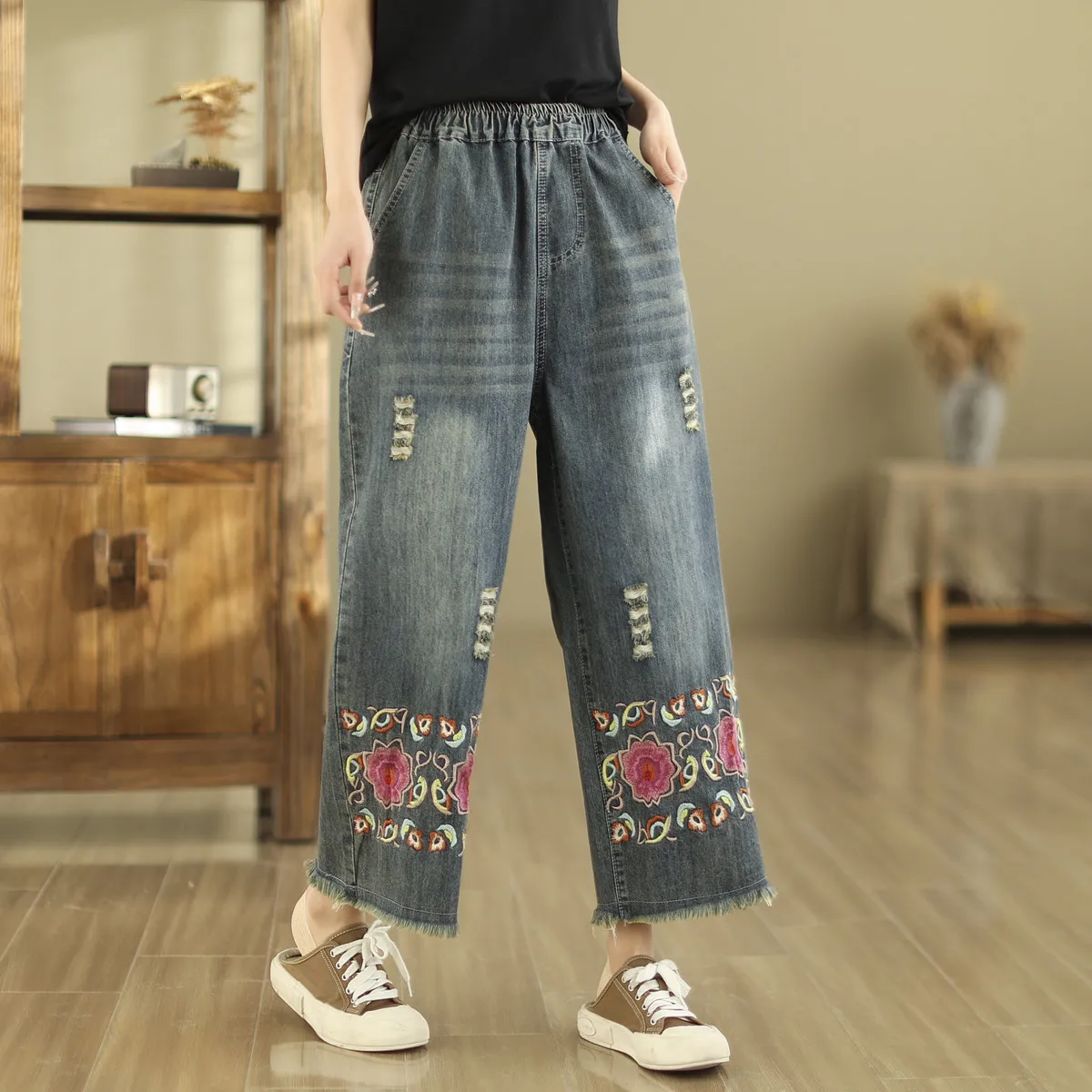 Ethnic Embroidery Jeans for Women Autumn Spring Japan Style Vintage Boho Denim Straight-leg Pants Straight Jeans Trousers