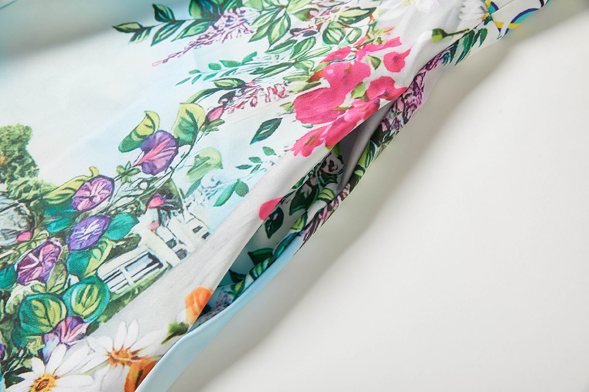 New Autumn Runway Gorgeous Flower Holiday Maxi Clothes Women's V Neck Flare Sleeve High Waist Flower Print Boho Long Dress New Autumn Runway Gorgeous Flower Holiday Maxi Clothes Women's V Neck Flare Sleeve High Waist Flower Print Boho Long Dress