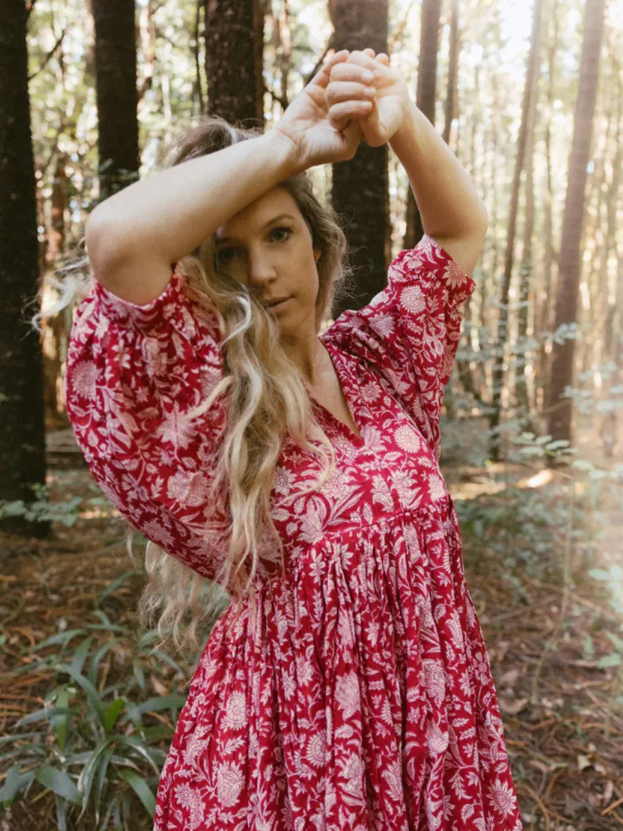 Women Bohemian Floral Print Maxi Dress Elegant 3/4 Sleeve O Neck Lace Up Loose Midi Dress Casual Vacation Beach Sundress 2023 Women Bohemian Floral Print Maxi Dress Elegant 3/4 Sleeve O Neck Lace Up Loose Midi Dress Casual Vacation Beach Sundress 2023