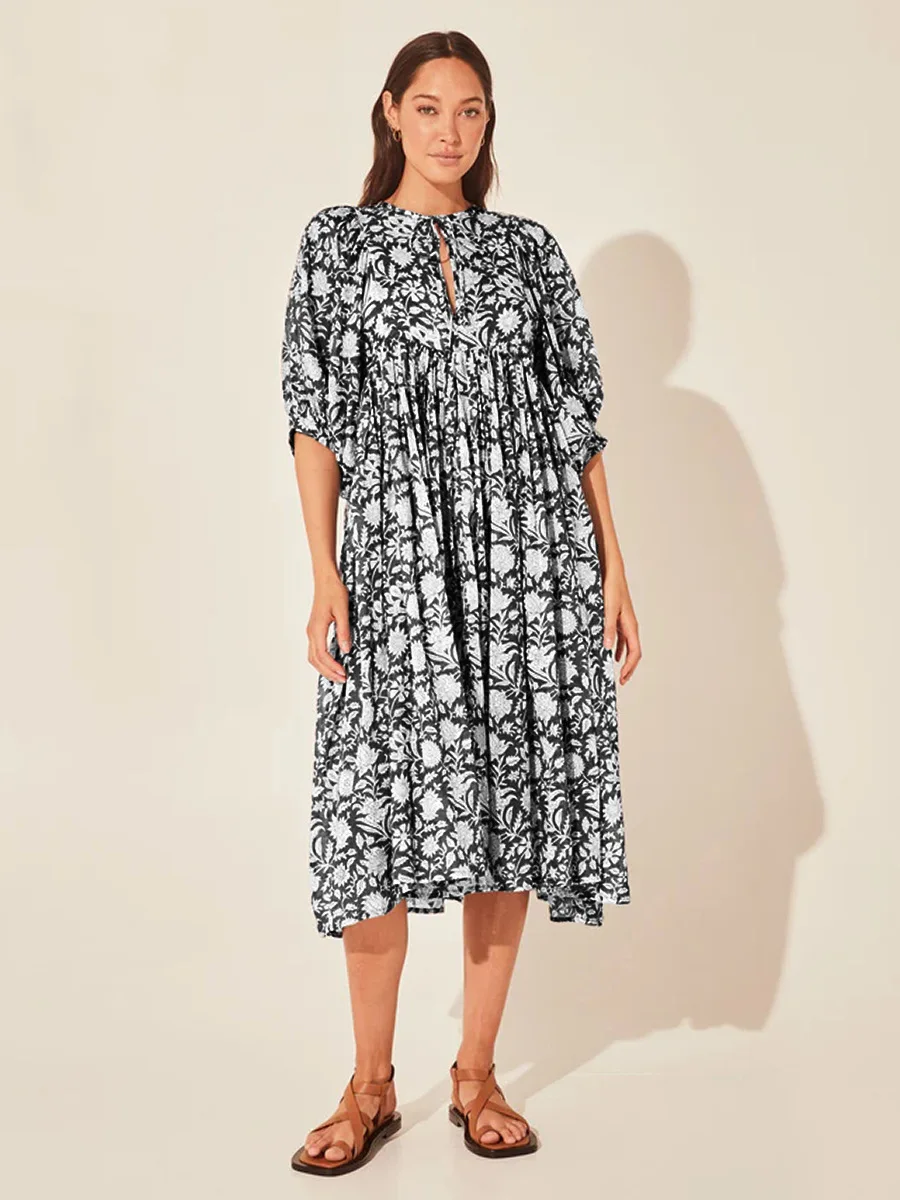 Women Bohemian Floral Print Maxi Dress Elegant 3/4 Sleeve O Neck Lace Up Loose Midi Dress Casual Vacation Beach Sundress 2023 Women Bohemian Floral Print Maxi Dress Elegant 3/4 Sleeve O Neck Lace Up Loose Midi Dress Casual Vacation Beach Sundress 2023