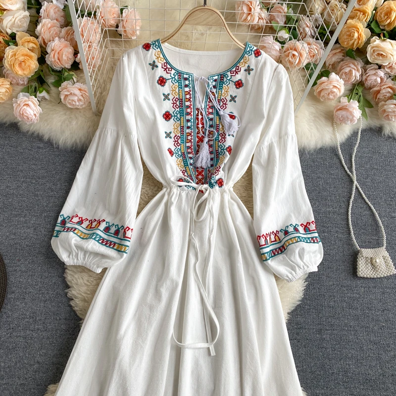 Spring Autumn Linen Lndie Folk Dress Woman Embroidery Long Sleeve Dress Elegant Boho White Clothes Dresses for Women GD629
