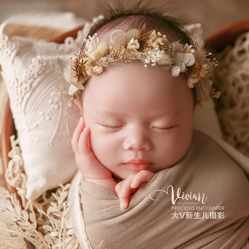 Newborn Photography Props Vintage Boho Style Set Backdrop Rattan Mat Hollow Tassel Blanket Floral Headband for Studio Photoshoot