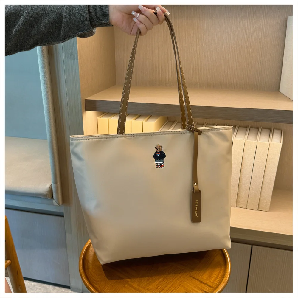 Beibaobao 2024 Autumn New Large Capacity Women's Single Shoulder Handbag Commuter Versatile Classic Outdoor Travel Tote Bag