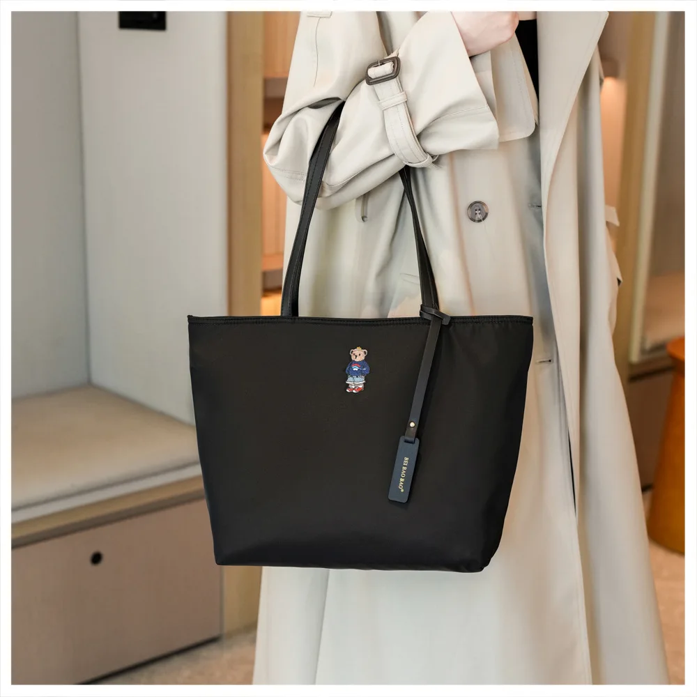 Beibaobao 2024 Autumn New Large Capacity Women's Single Shoulder Handbag Commuter Versatile Classic Outdoor Travel Tote Bag