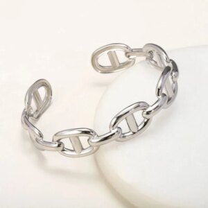 Titanium - Steel Gold - Plated C - Shaped Open - Ended Bangle. A Unique, Irregularly Spliced And Niche Accessory For Women. 8 41169 zrmzwv