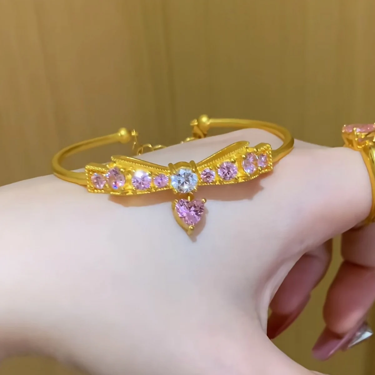 2025 Dreamy Bow Gold Bracelet, Super Fairy Diamond Bangle, Fashionable Princess Butterfly Bracelet, Perfect as a Christmas Gift