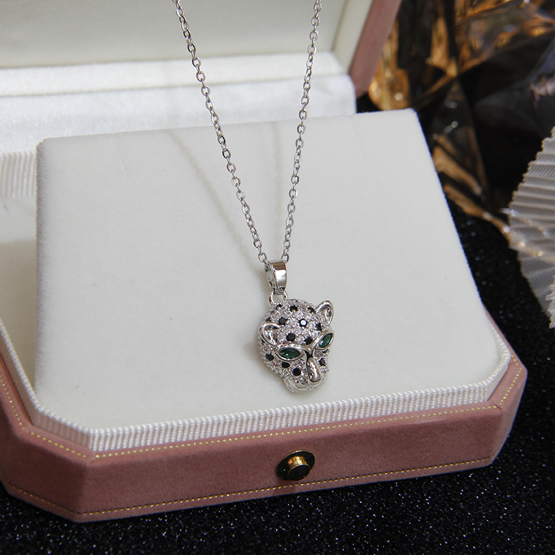 Classic Leopard Crystal Open Bangles&bracelets for Women Fashion Brand Jewelry Punk Style Animal Chunky Bangles Classic Leopard Crystal Open Bangles&bracelets for Women Fashion Brand Jewelry Punk Style Animal Chunky Bangles