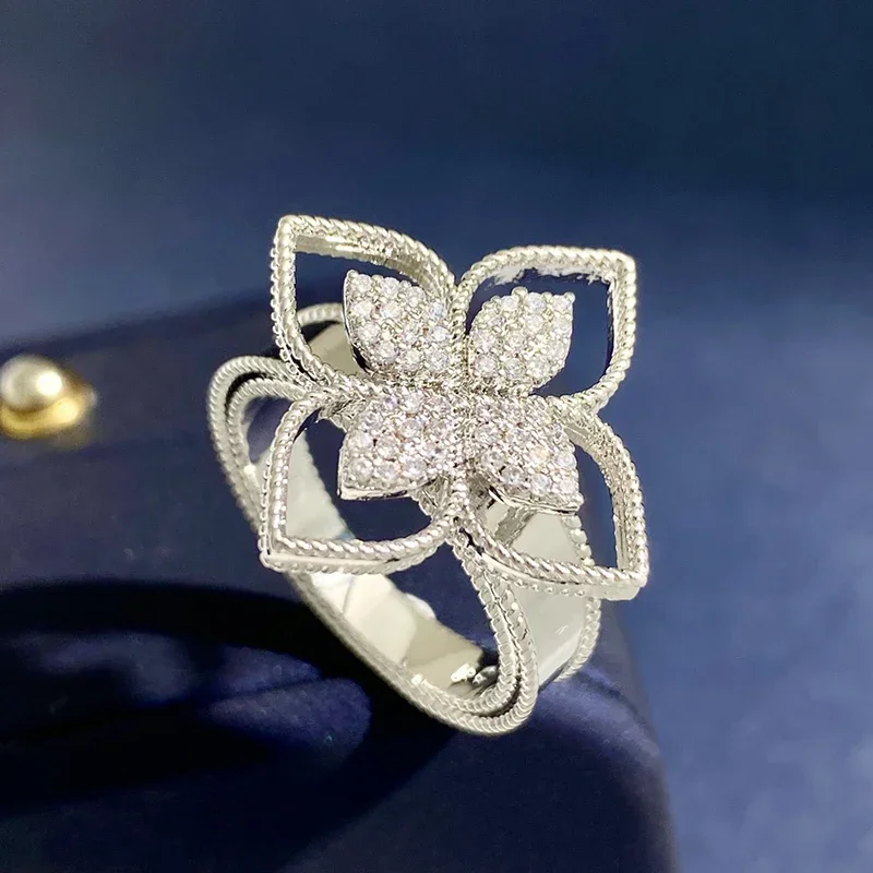High Quality Pave Rhinestone Lucky 4 Leaf Clover Flower Ring For Women Fine Jewelry