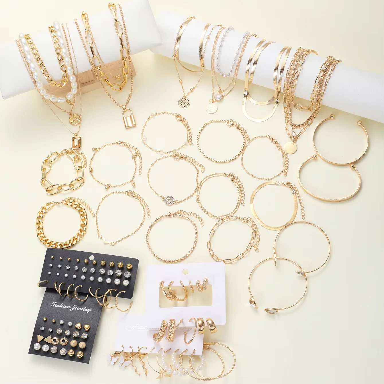 Vintage Boho Necklaces Earrings Bracelets Set For Women Elegant Gold Color Pearl Zircon Butterfly Lock Pendant Jewelry Sets 2025 Vintage Boho Necklaces Earrings Bracelets Set For Women Elegant Gold Color Pearl Zircon Butterfly Lock Pendant Jewelry Sets 2025