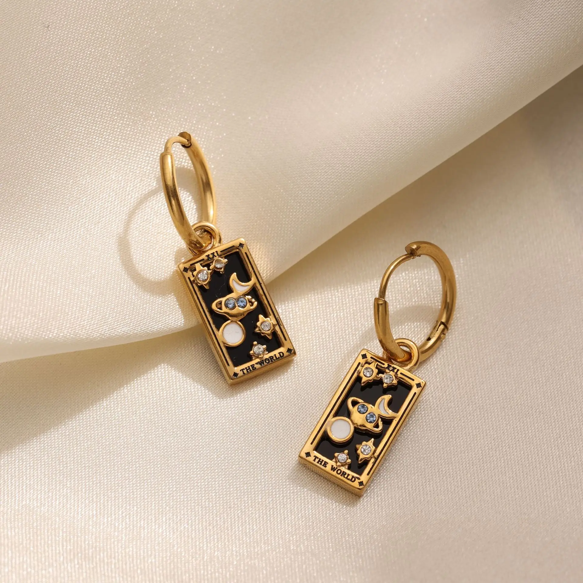 New Tarot Cards Chunky Hoop Earrings for Women Stainless Steel Original Tarot Queen Lover Magician Moon Drop Earrings Jewelry