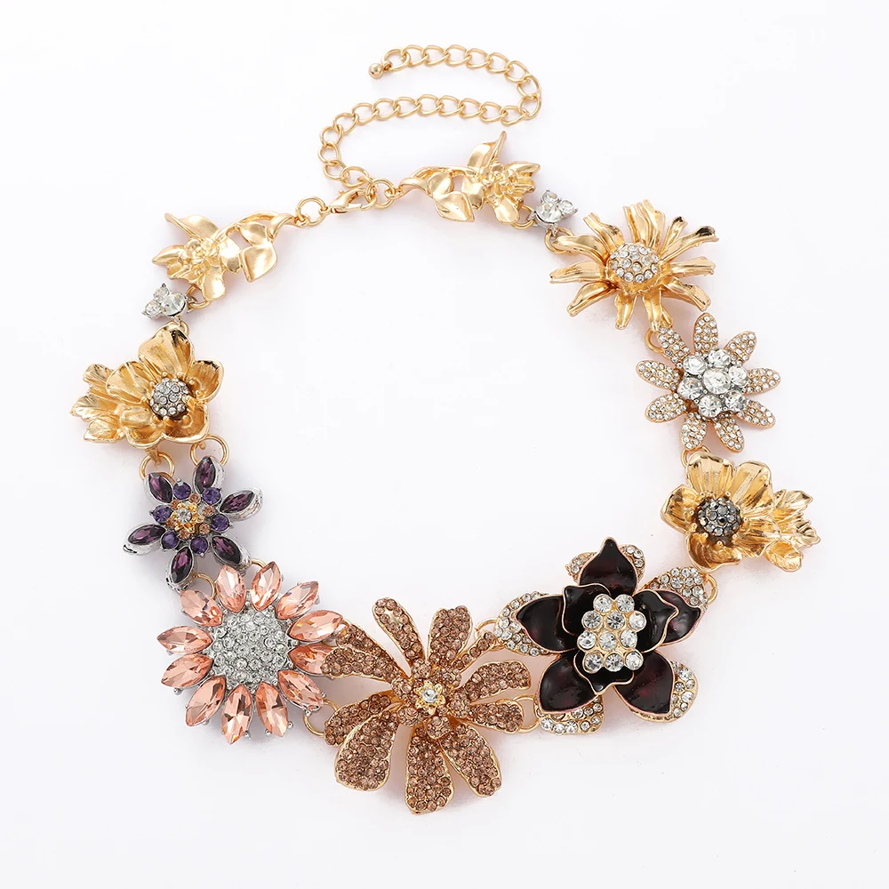 Women's Premium Bohemian Necklace 2025 Jewelry Trend Diversified Single/Multi Layer Chain Charm Atmospheric Fashion Accessory