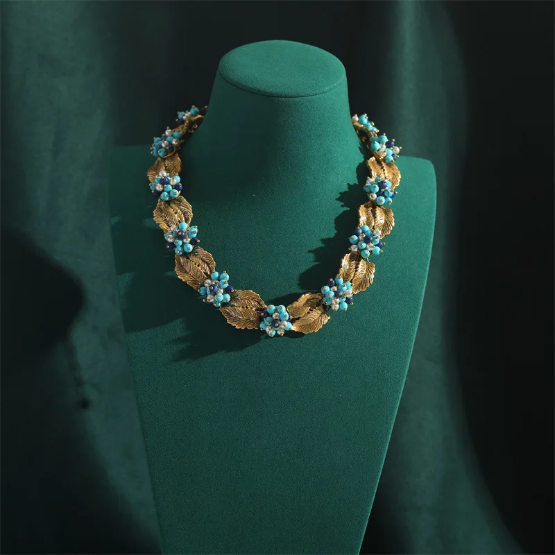 Vintage Handmade Flower Necklace Designer Bohemia Pearl Blue Beads Jewelry Chokers For Woman Antique Gold Color Leaves 2025