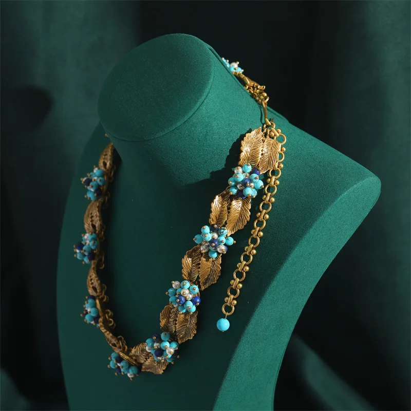 Vintage Handmade Flower Necklace Designer Bohemia Pearl Blue Beads Jewelry Chokers For Woman Antique Gold Color Leaves 2025
