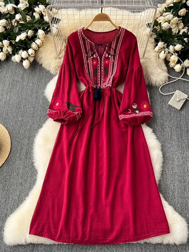 2026 New Spring Autumn Vacation Retro Ethnic Embroidery Dress Lantern Long Sleeve Waist Bohemian Dress A157