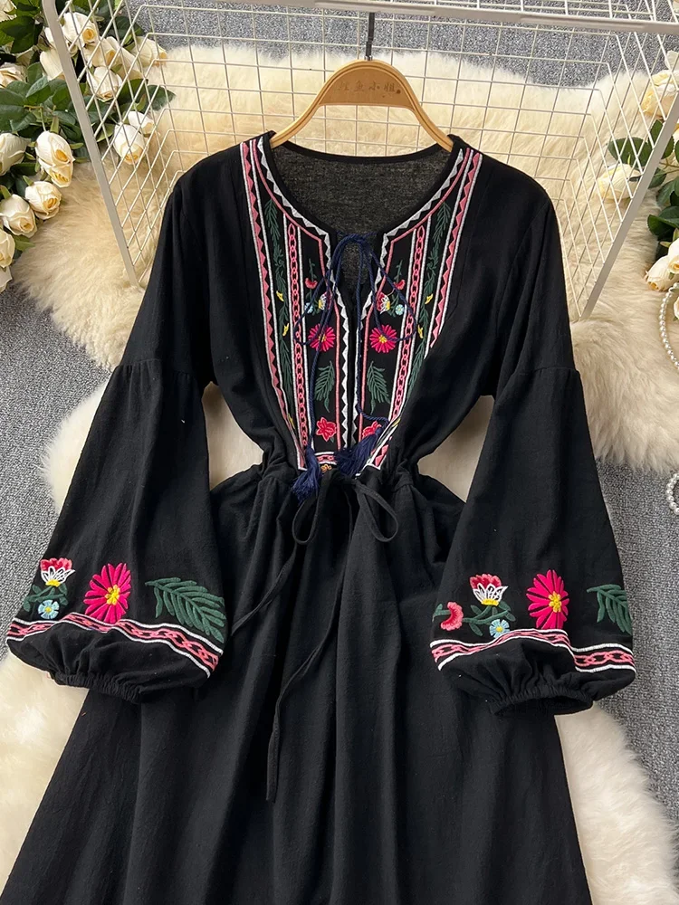 2026 New Spring Autumn Vacation Retro Ethnic Embroidery Dress Lantern Long Sleeve Waist Bohemian Dress A157