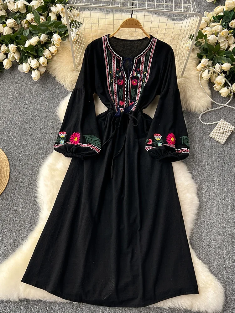 2026 New Spring Autumn Vacation Retro Ethnic Embroidery Dress Lantern Long Sleeve Waist Bohemian Dress A157