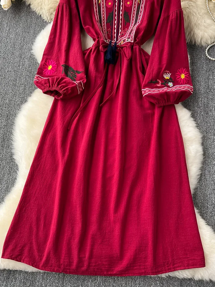 2026 New Spring Autumn Vacation Retro Ethnic Embroidery Dress Lantern Long Sleeve Waist Bohemian Dress A157